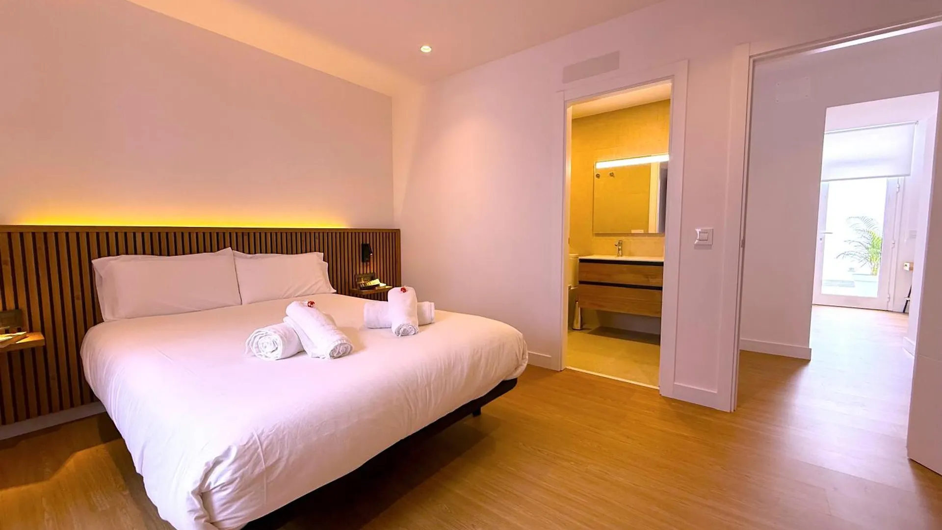 Tropicalidays La Punta Suites House Los Realejos